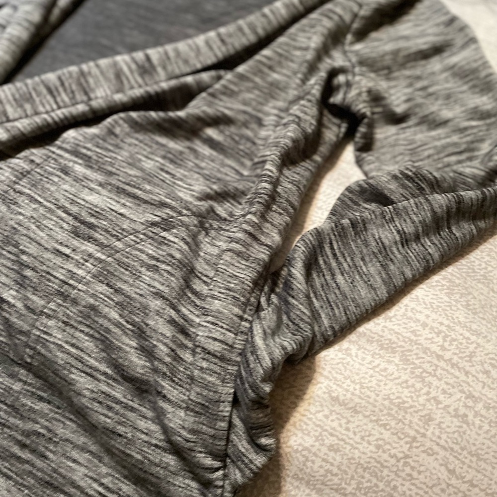 Cardigan - Picture 1 of 4